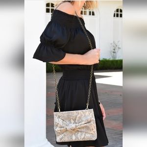 NEW Street Level Bow Snake Print Convertable Clutch Shoulder Crossbody Bag